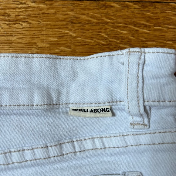 billabong shorts - Picture 4 of 4